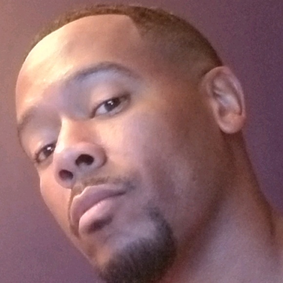 Meet your Posher, Curtis - Picture 1 of 1